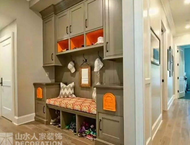 【山水人家裝飾】女人既然有了書房，為什么不能有衣帽間？