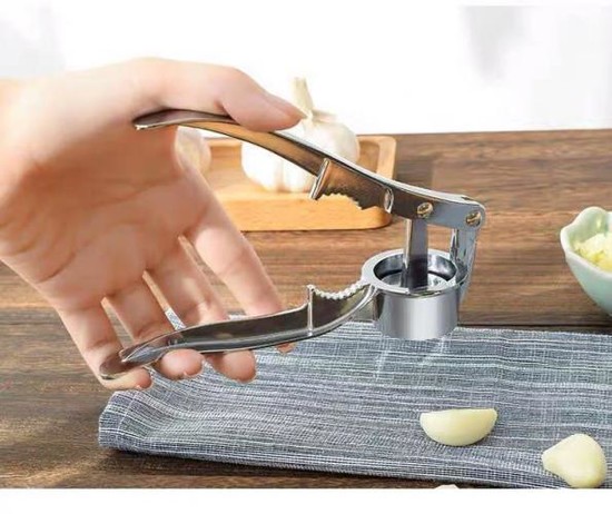 疫情下的網(wǎng)購，跟著直播小red書云購物，9款雞肋千萬別踩雷